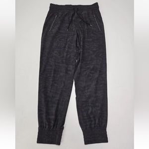 Athleta Camden Printed Jogger Pants Size 6 Womens